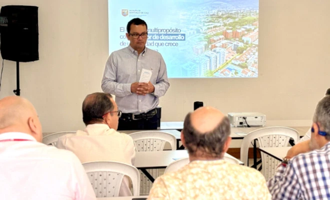 Gremios y la academia de Cali participan en el primer taller sobre actualización catastral 2025