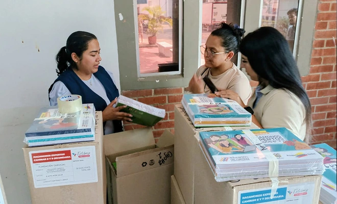 1025 estudiantes de Cali beneficiados con la canasta educativa para Modelos Educativos Flexibles