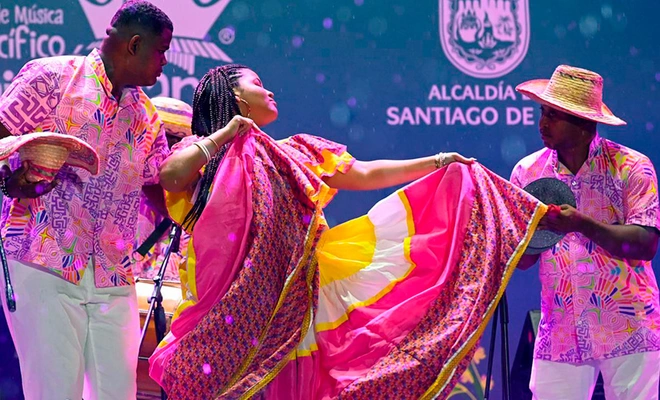 Cali vivió su segunda noche del concurso musical del Festival Petronio Álvarez