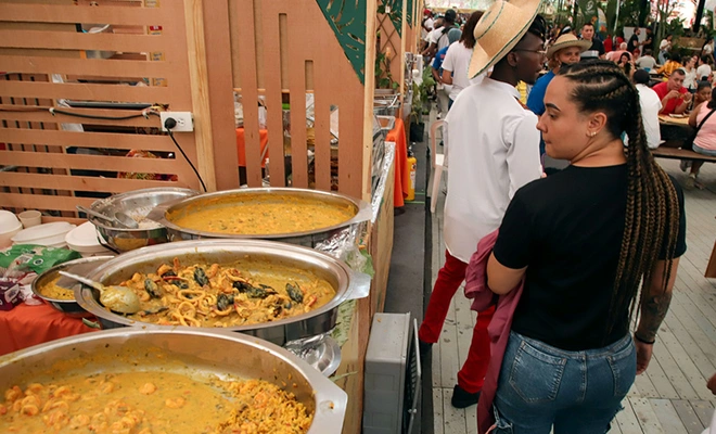El sabor del Pacífico se toma el Petronio: cocineras y cocineros ancestrales comparten sus mejores recetas