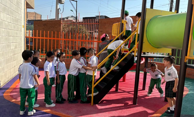 Alcaldía de Cali entrega nueva infraestructura educativa de la sede Fernando de Aragón, en la comuna 8