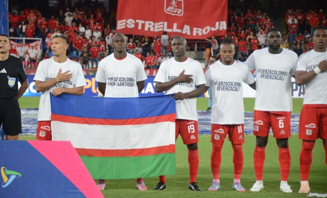 América y Atlético Nacional se vistieron de solidaridad por Cali en el Pascual Guerrero