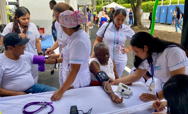 Cali se moviliza para apoyar a comunidad afectada en la comuna 8