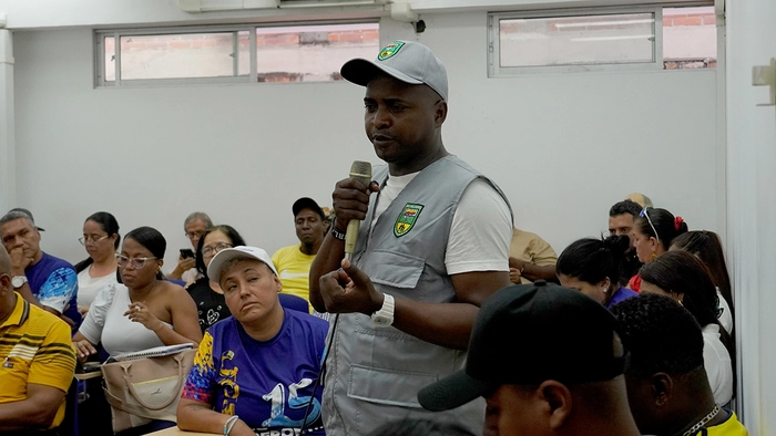 Secretaría del Deporte y la Recreación llegó con buenas noticias a la Comuna 15