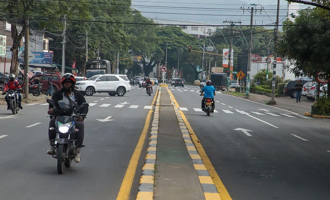 Secretaría de Infraestructura firma memorando de entendimiento para innovar en el uso del asfalto verde y capacitar a su equipo técnico