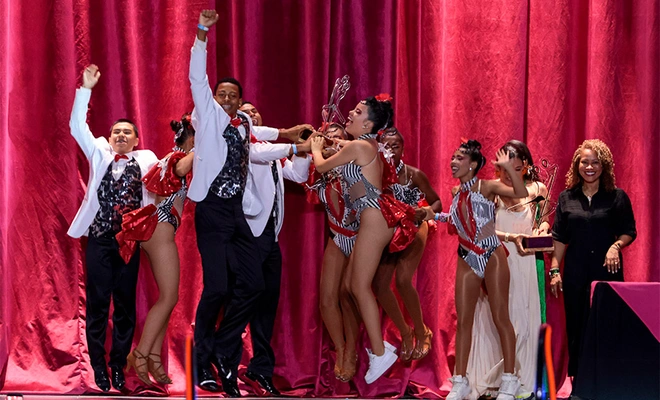 El ‘Festival Mundial de Salsa’ premió a sus primeros campeones en las  categorías amateur y profesional