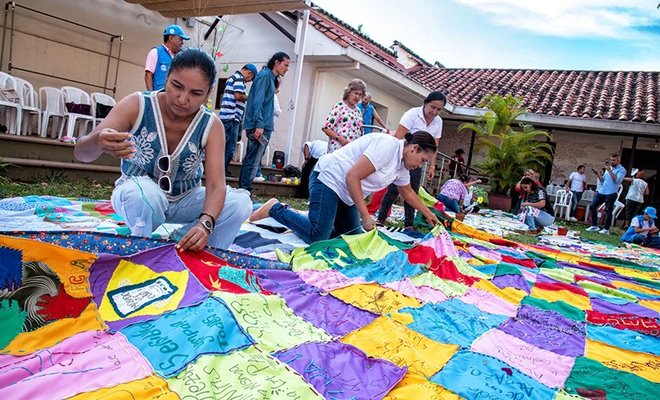 La Casa de las Memorias cerró la ‘Semana por la Paz’ con un acto simbólico