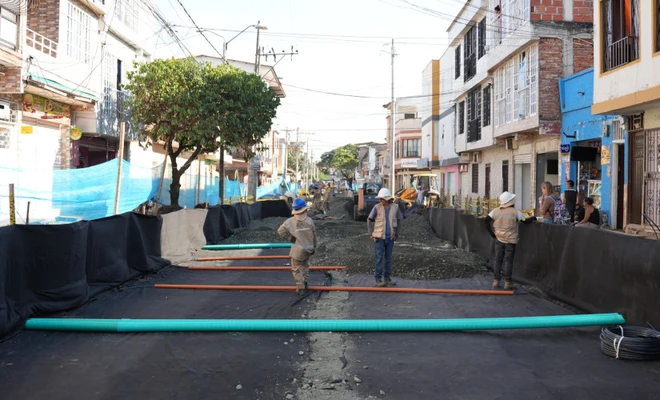 Avanza preparación de la vía para adoquinamiento del primer recorrido de la salsa en el barrio Obrero