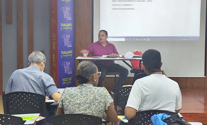 Secretaría de Educación fortalece la formación docente en educación inclusiva con capacitación sobre el Código Matemático Unificado (CMU)