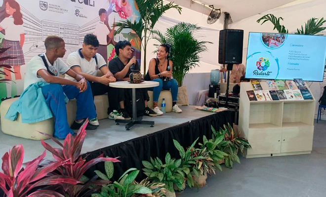 El audiovisual como dispositivo creativo para la convivencia en la escuela, en la Feria del Libro