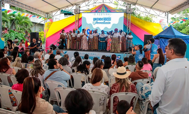 Cali se reconcilia: más de 200 ciudadanos participaron en la Gran Conciliatón y el Festival de la Reconciliación en la Plazoleta Jairo Varela