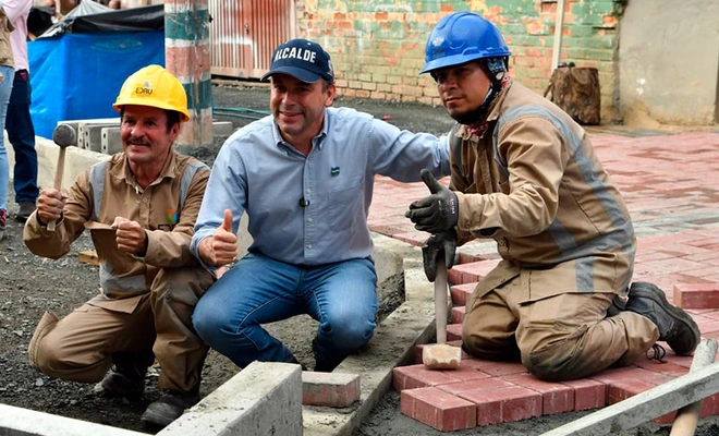Inició la instalación de adoquines en el barrio Obrero para dar paso al primer recorrido patrimonial de la salsa