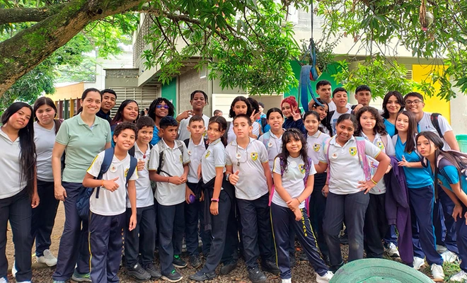 La Institución Educativa Eustaquio Palacios fortalece el vínculo con la comunidad a través de su Open House