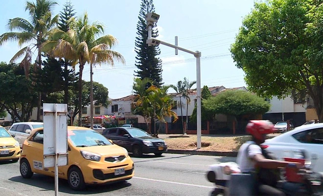 Alcaldía de Cali inició instalación de nuevas cámaras para seguir frenando el delito y siniestros viales