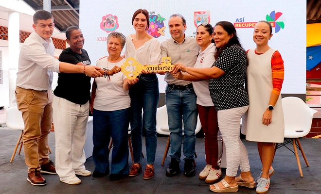 25N nos mueve y Cali abre su séptimo CuidArte: avanza la apuesta del alcalde Alejandro Eder por las mujeres cuidadoras