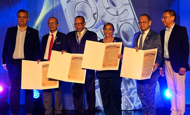 Premios ABA exaltan la excelencia, el compromiso y la trayectoria de periodistas que han construido región