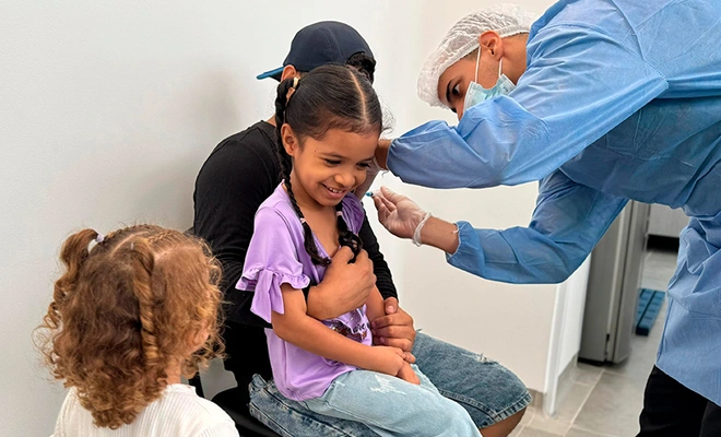La vacunación contra la influenza y otros biológicos se  amplía en puntos estratégicos de la ciudad