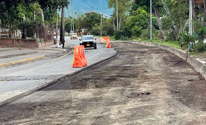Recuperación total de la Avenida Ciudad de Cali, prometida por el alcalde Eder, avanza a buen ritmo