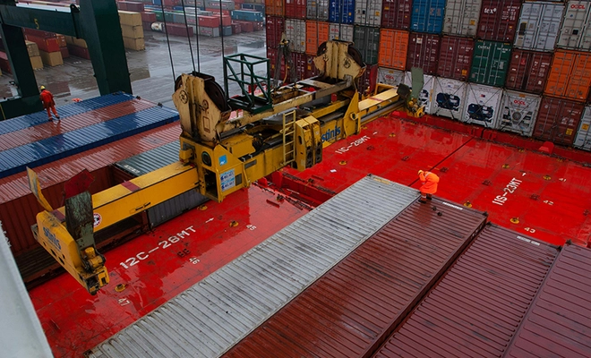 Incremento de aranceles impuesto por Ecuador afectaría exportaciones del comercio caleño