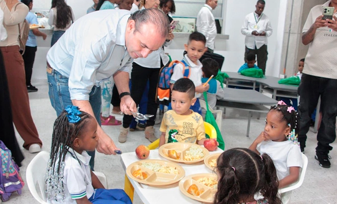 Regresaron a clases más de 140.000 estudiantes de las instituciones educativas oficiales de Cali