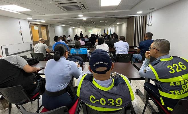 Cali fortalece alianzas para salvar vidas y mejorar la seguridad vial