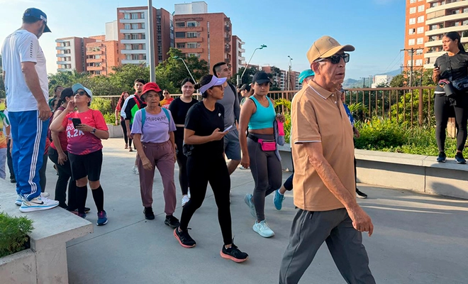 Los caleños activaron su sábado en Cristo Rey con deporte, naturaleza y bienestar