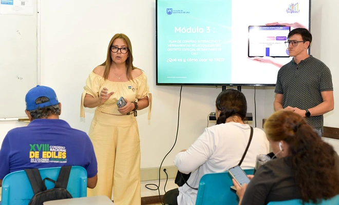 La lupa de los caleños se traslada a los barrios: Contratación Pública capacita a líderes en las comunas