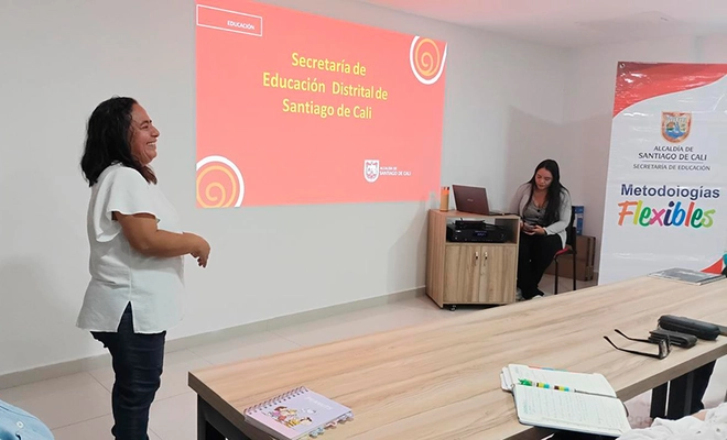 Más de 120 docentes de Cali se capacitan para fortalecer los Modelos Educativos Flexibles en las instituciones oficiales