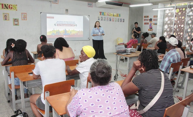 La Alcaldía de Cali fortalece los hábitos saludables con ‘Escuelas que Alimentan Futuro’: jornadas que nutren el aprendizaje en el hogar