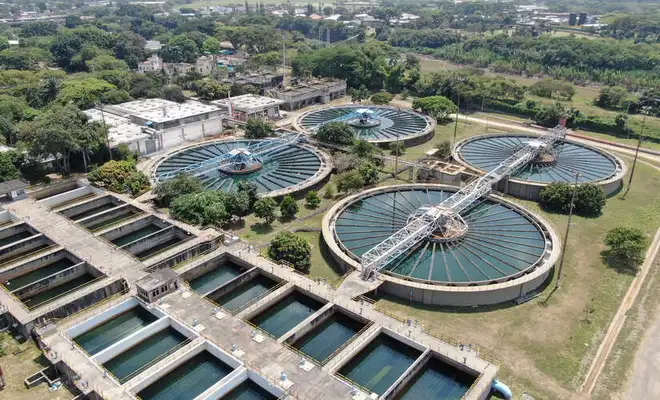 Alta carga contaminante en el río Cauca afectó temporalmente el servicio de acueducto en Cali: ya se normalizó en gran parte de la ciudad
