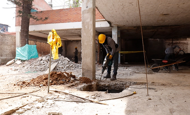 Alcalde Eder pone en marcha dos obras que cambian la vida de más de 350 mil mujeres en Cali