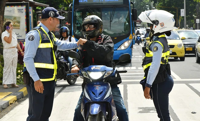 En mayo, Cali refuerza su estrategia de seguridad vial: campaña contra el exceso de velocidad y respaldo internacional