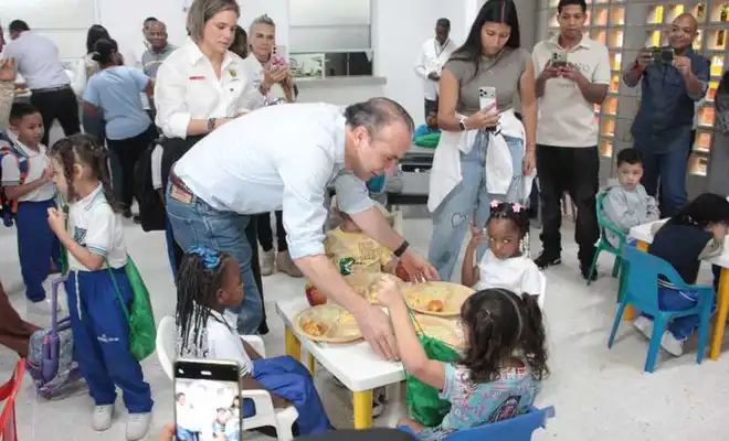 Con más de 13.8 millones de raciones del PAE entregadas en el primer semestre de 2026, Cali fortalece la alimentación de 135.000 estudiantes