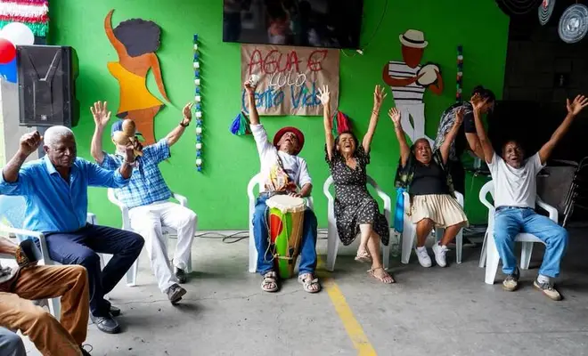 Con campanas y muchas sonrisas, beneficiarios del Centro Vida Pascual Obrero celebraron un ‘agua e’ lulo’ por los 490 años de Cali