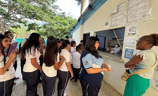 Áreas de preparación de alimentos en instituciones educativas están siendo inspeccionadas por organismos distritales