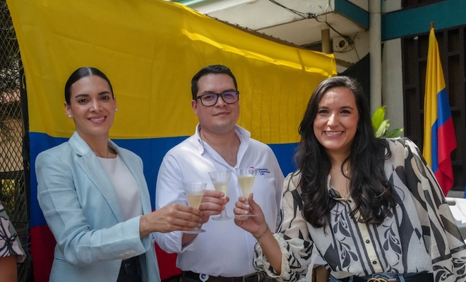 ¡Histórico! De Cali hacia Estados Unidos: programa ‘Mi Primera Exportación’ impulsa la internacionalización de empresa de gomitas