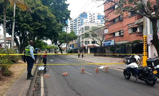 Movilidad establece cierres preventivos en el centro de Cali tras afectaciones estructurales por el sismo