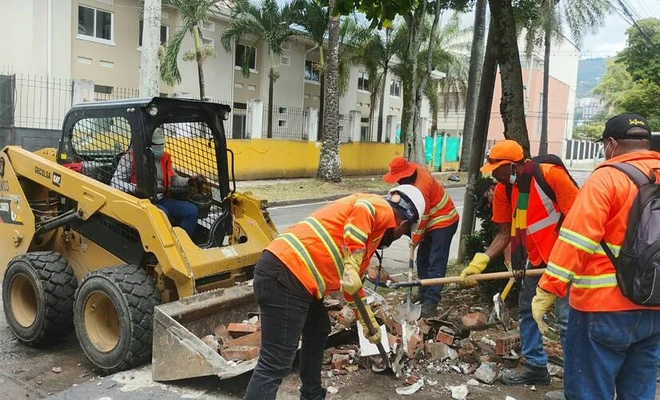 ¡Cali se recupera! Así trabajan las cuadrillas de Infraestructura para atender las zonas afectadas por la emergencia