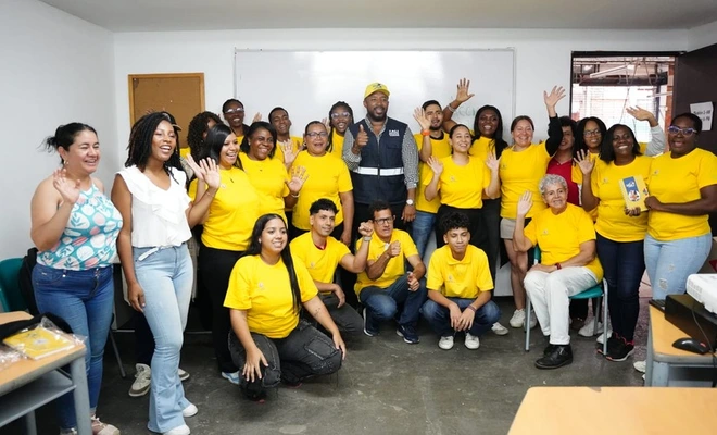 ‘Tejedores de Paz’ continúan formándose y fortalecen su compromiso con Cali