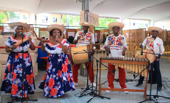 Con las maletas llenas de esperanza, los portadores del ‘Petronio Álvarez’ llegaron a Corferias en Bogotá