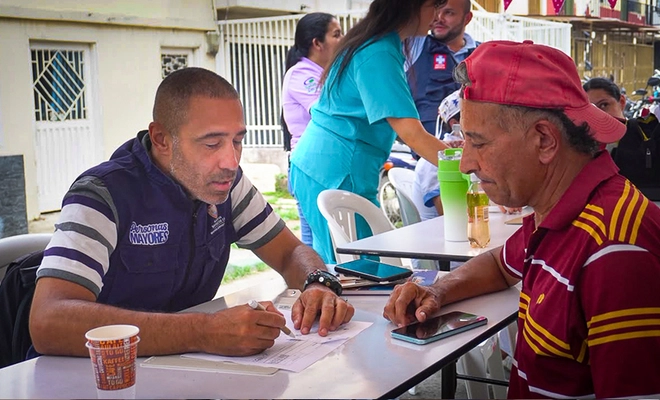 Alcaldía de Cali acompaña feria de salud desde el programa Comedores Comunitarios