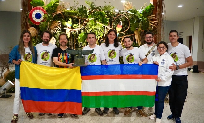 Cali fortaleció su posicionamiento internacional en aviturismo durante la Feria de Aves de Sudamérica en Paraguay