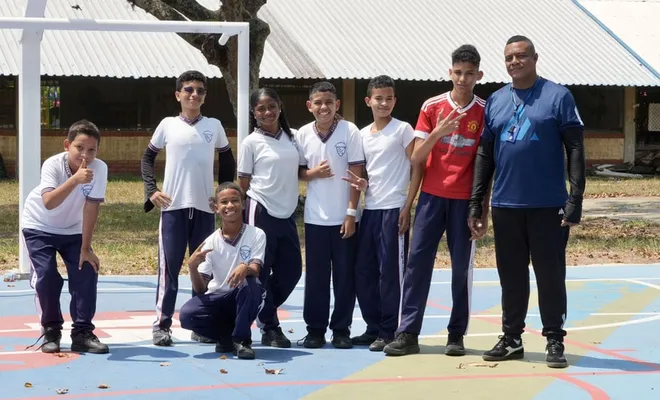 Cancha múltiple del Parque Recreativo Calimío Norte muestra su nueva cara con adecuación de la Alcaldía