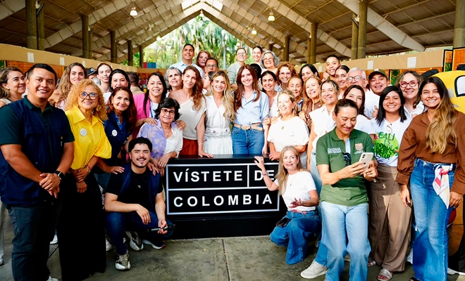 Cali se viste de esperanza: más de 10 mil personas damnificadas ya han recibido ropa nueva