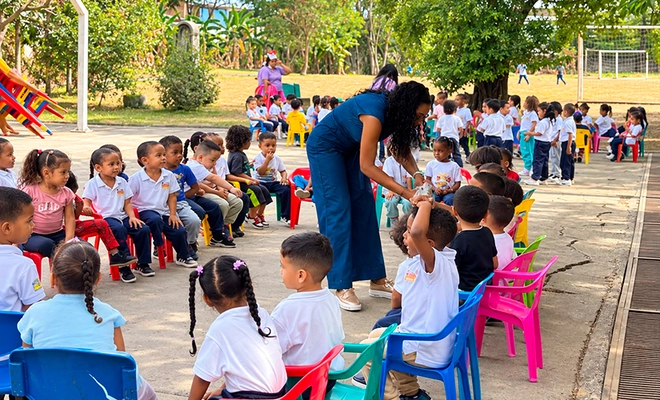 Cali garantiza atención permanente a 10.851 niñas y niños de primera infancia a través de las Unidades de Transformación Social