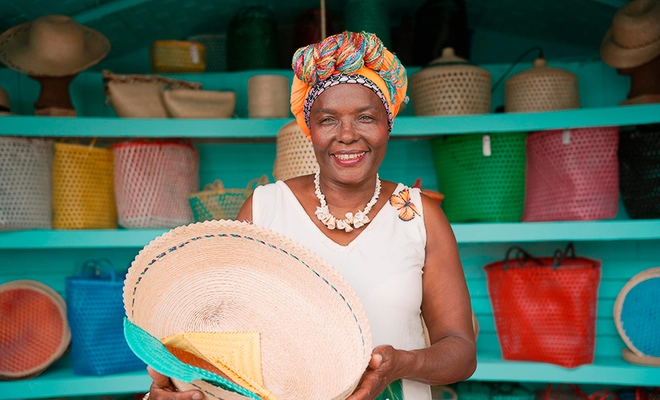 Del taller a París: cuatro artesanos de Cali llevan sus saberes al mundo