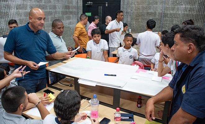 Smart City Expo Cali 2026: la ciudad cerró su primer Hackatón escolar con las Instituciones Educativas Oficiales