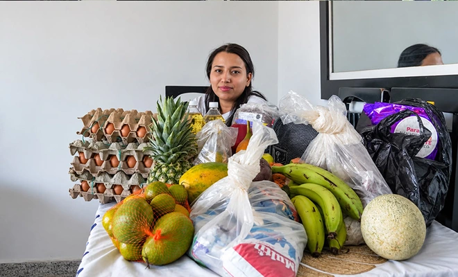 Cali trabaja por la nutrición de su población infantil: más de 200 paquetes alimentarios fueron entregados a niños y niñas