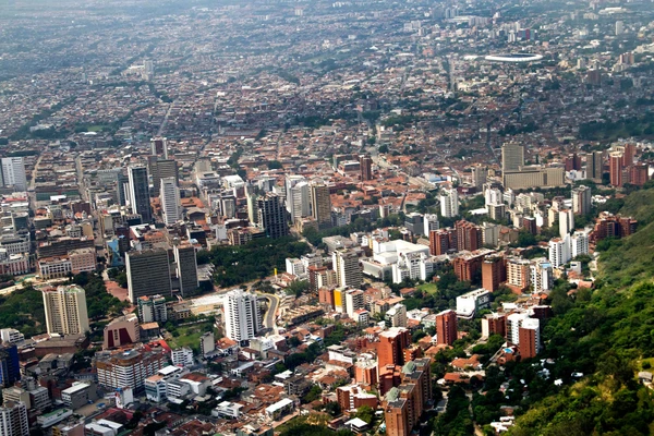 Cali proyecta un presupuesto de $8 billones para 2027, con foco en inversión y desarrollo social