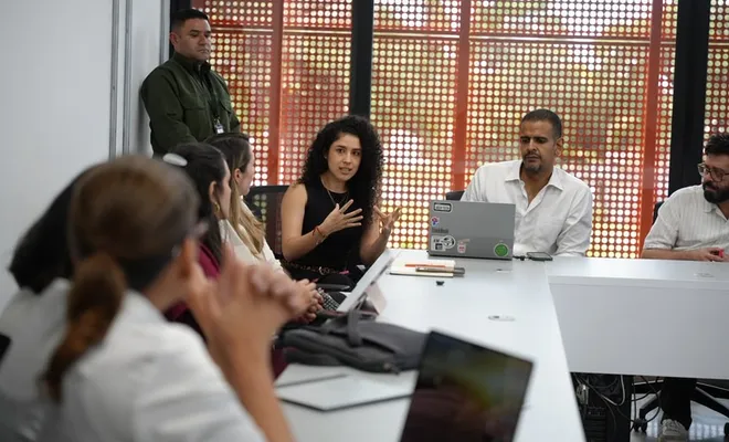 Ministerio de Ciencia, Tecnología e Innovación conoció las capacidades de YAWA durante Smart City Expo Cali 2026